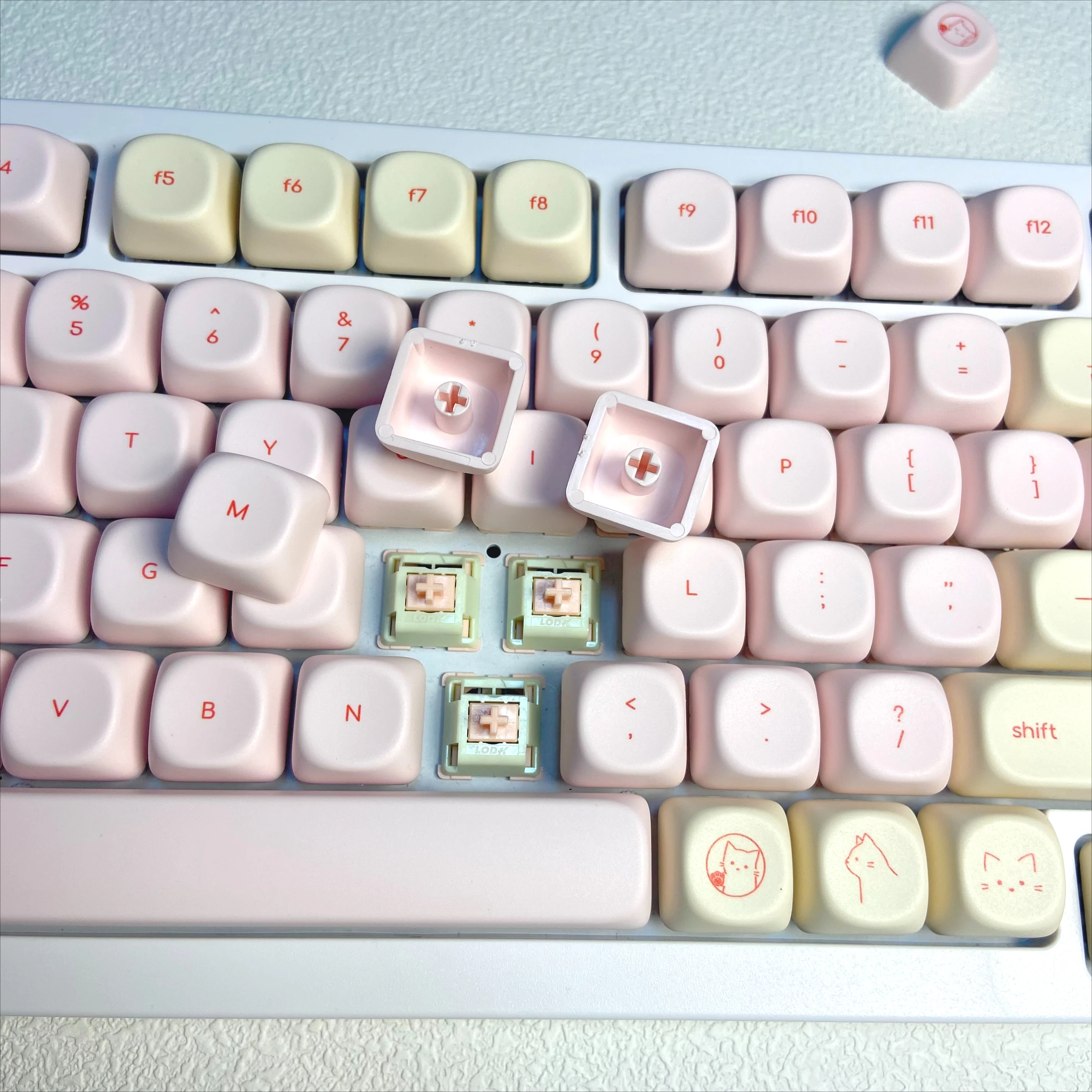 Pink Busy Cat Minimalist Small - Gaming Keyboard Mini 评论和价格