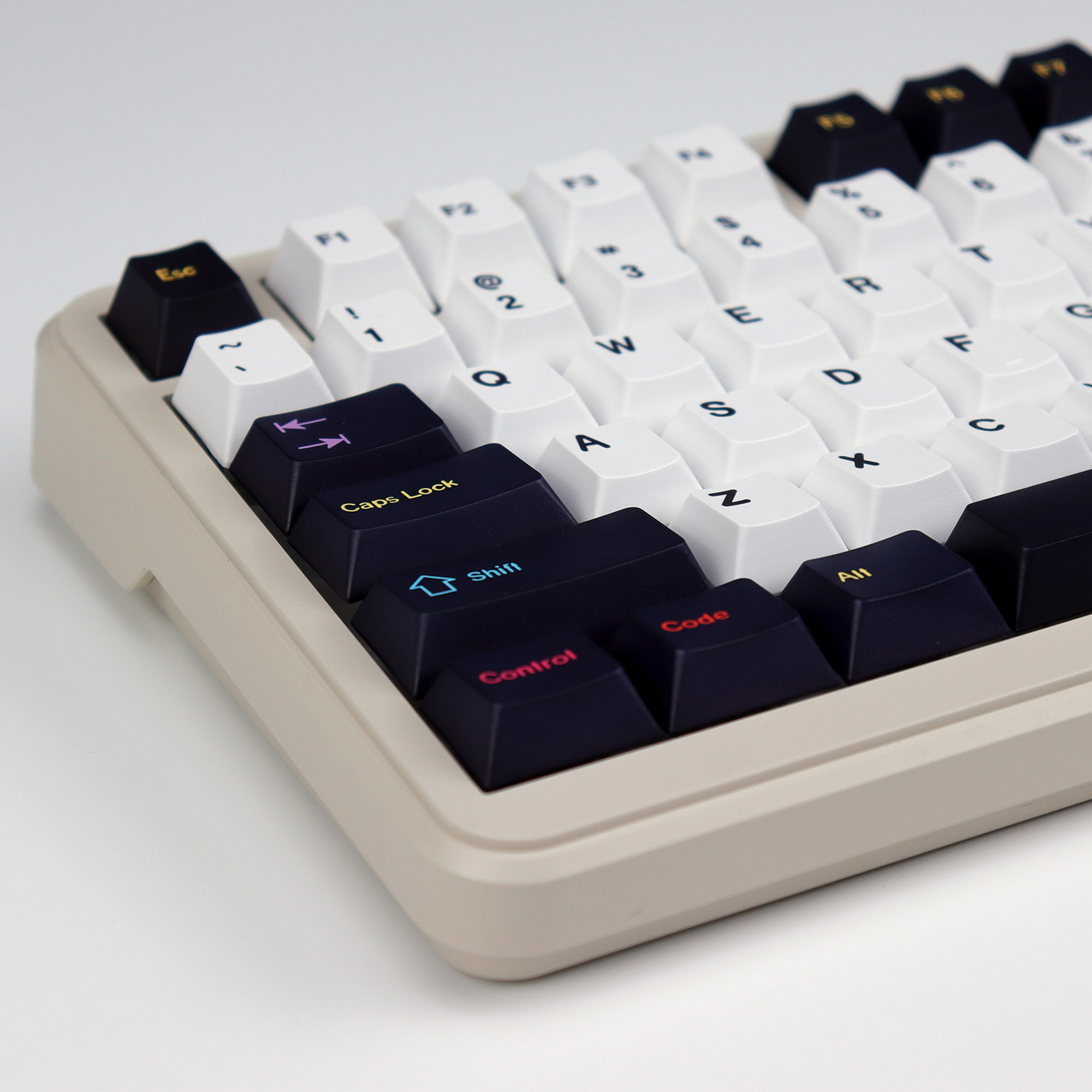 KBDiy GMK Colorchrome Keycaps  - Gaming Keyboard No Number Pad 评论和价格