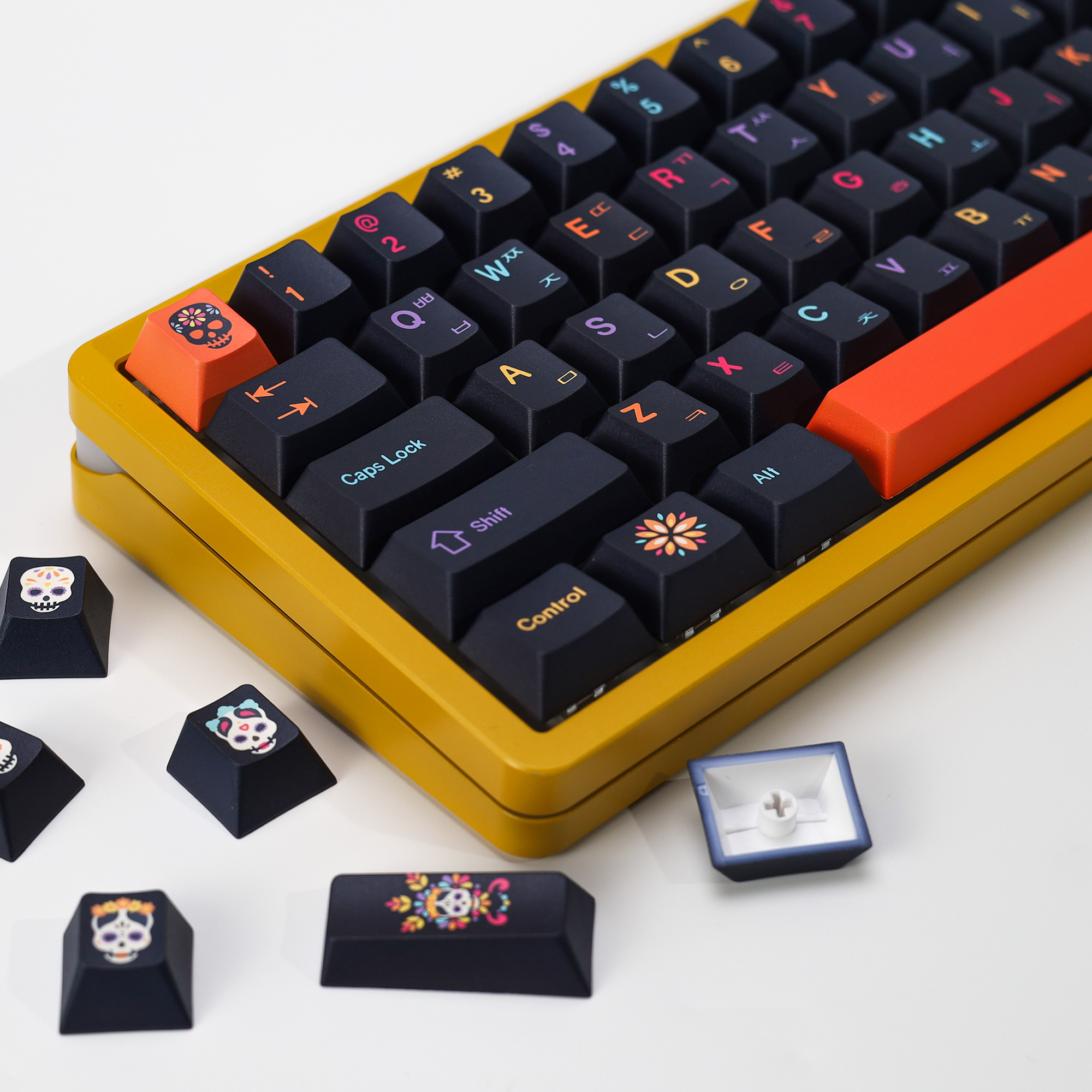 KBDiy GMK Mictlan Cherry Profi - Gaming Keyboard No Number Pad 评论和价格